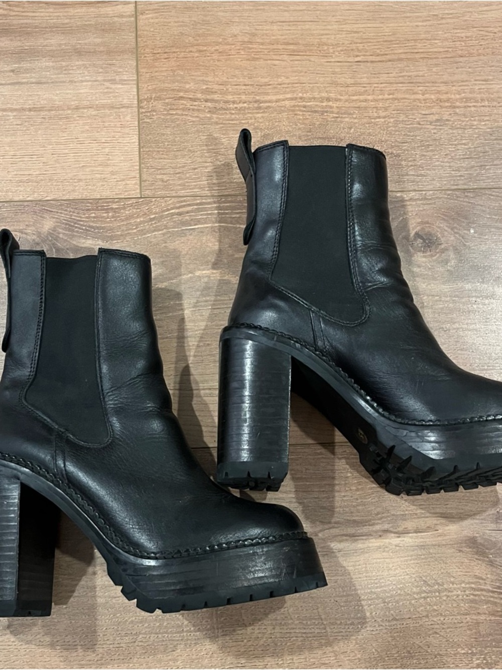 Aqua Platform Black Leather Boots